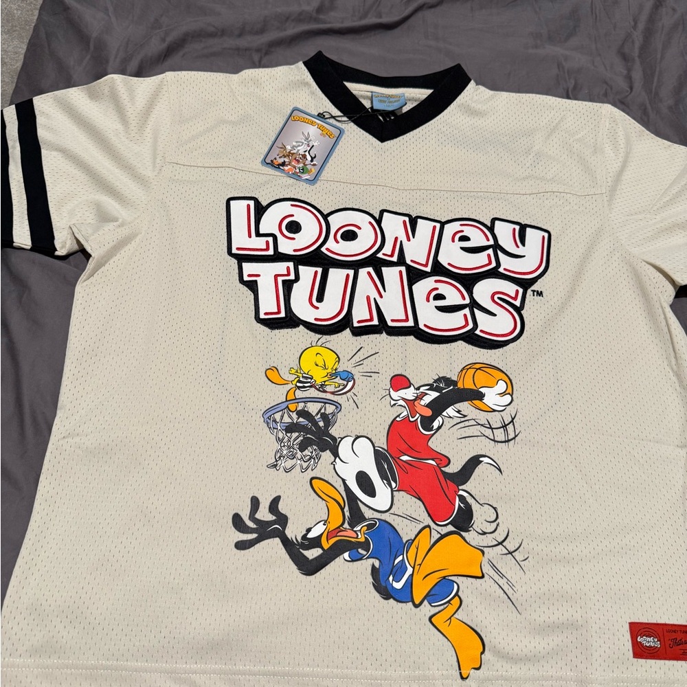 Looney Tunes Men's White Jersey
